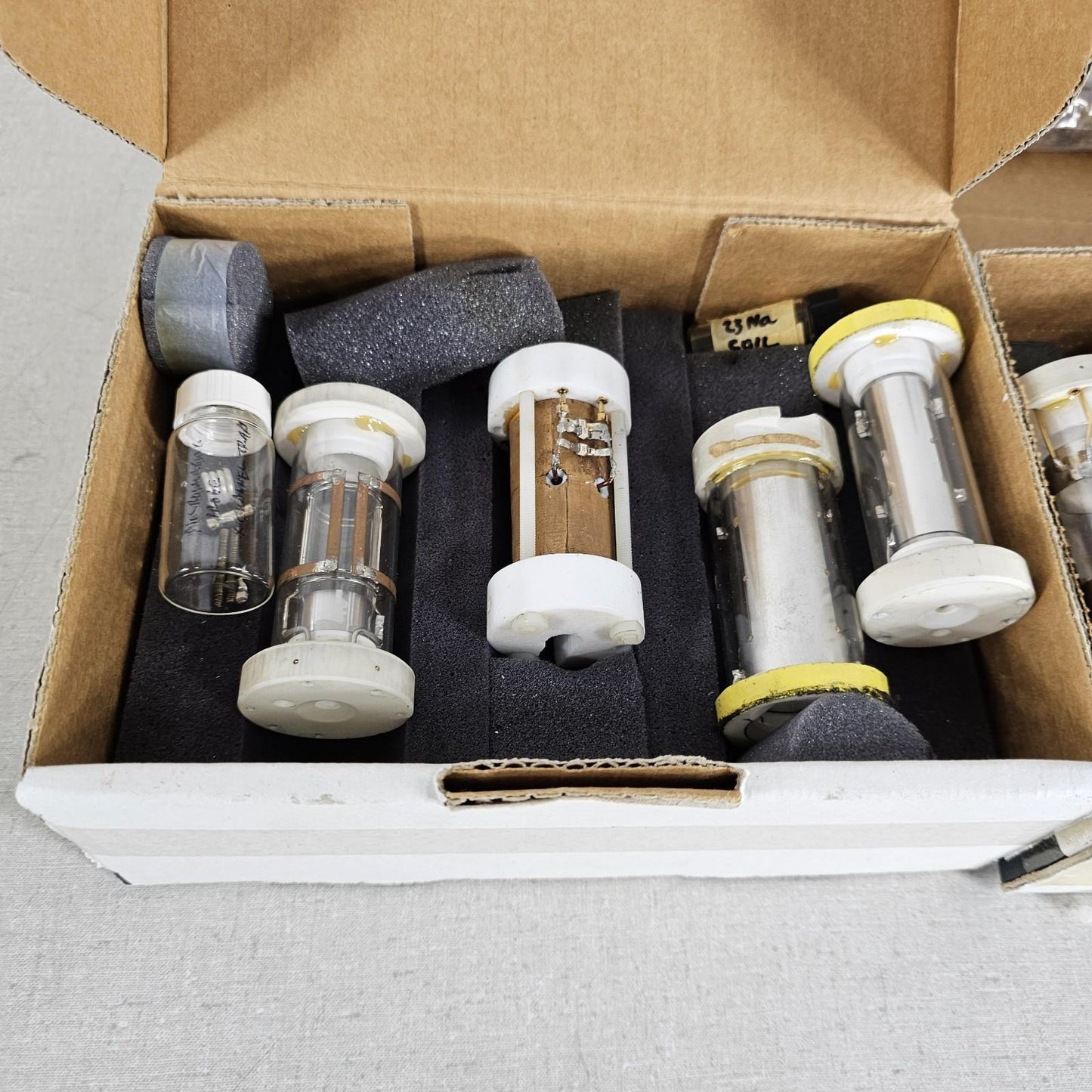 Bruker NMR Probe RF Coil & Sample Cell Lot Resonators Tuning Inserts Flow Tubes