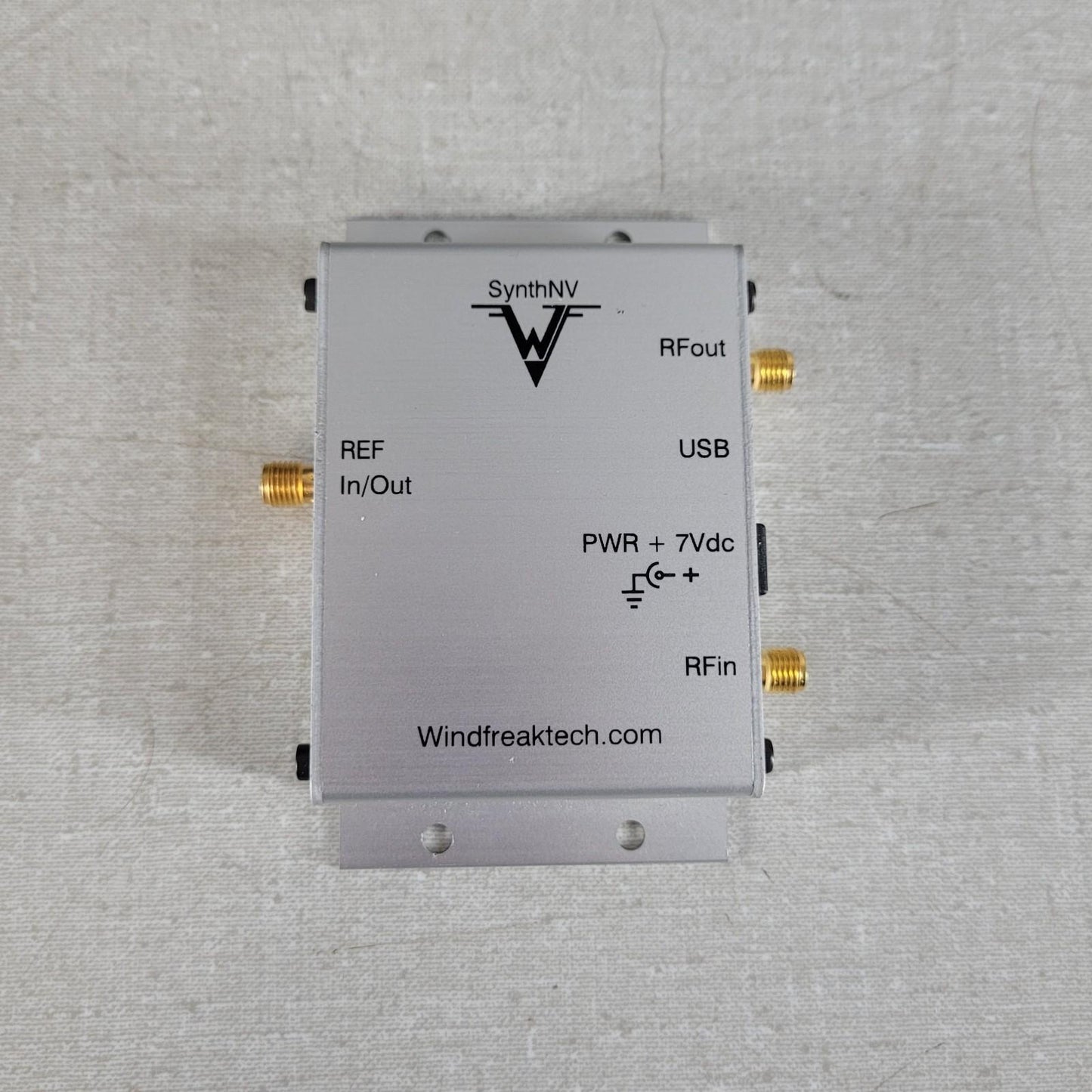 TESTED Windfreak Tech SynthNV 34MHz-4.4GHz RF Signal Generator + Power Detector