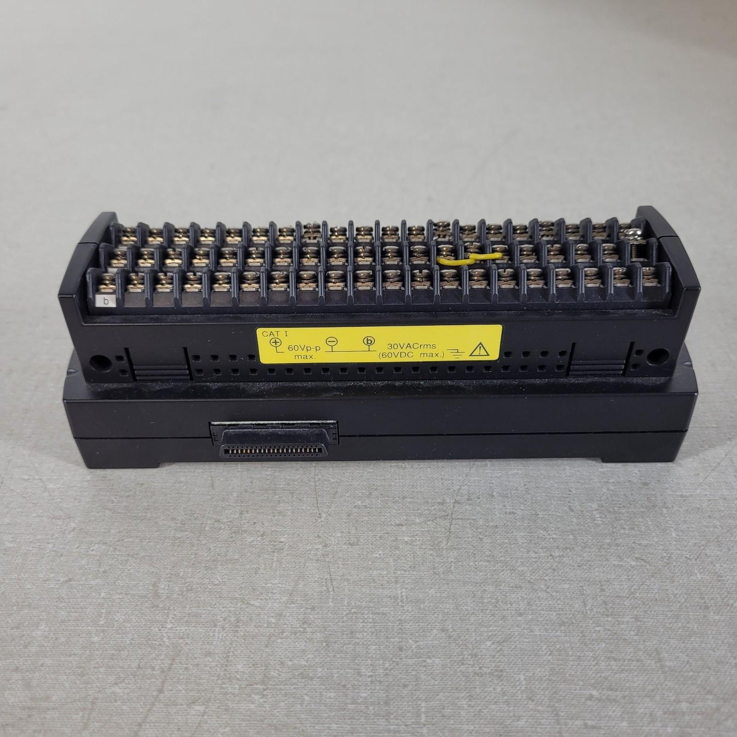 Omron ZR-RX45 V Portable Multi Data 200-Channel Expandable Measurement Logger