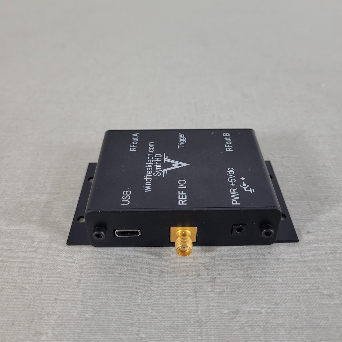 TESTED Windfreak Tech SynthHD 10MHz–15GHz Dual Channel RF Signal Generator