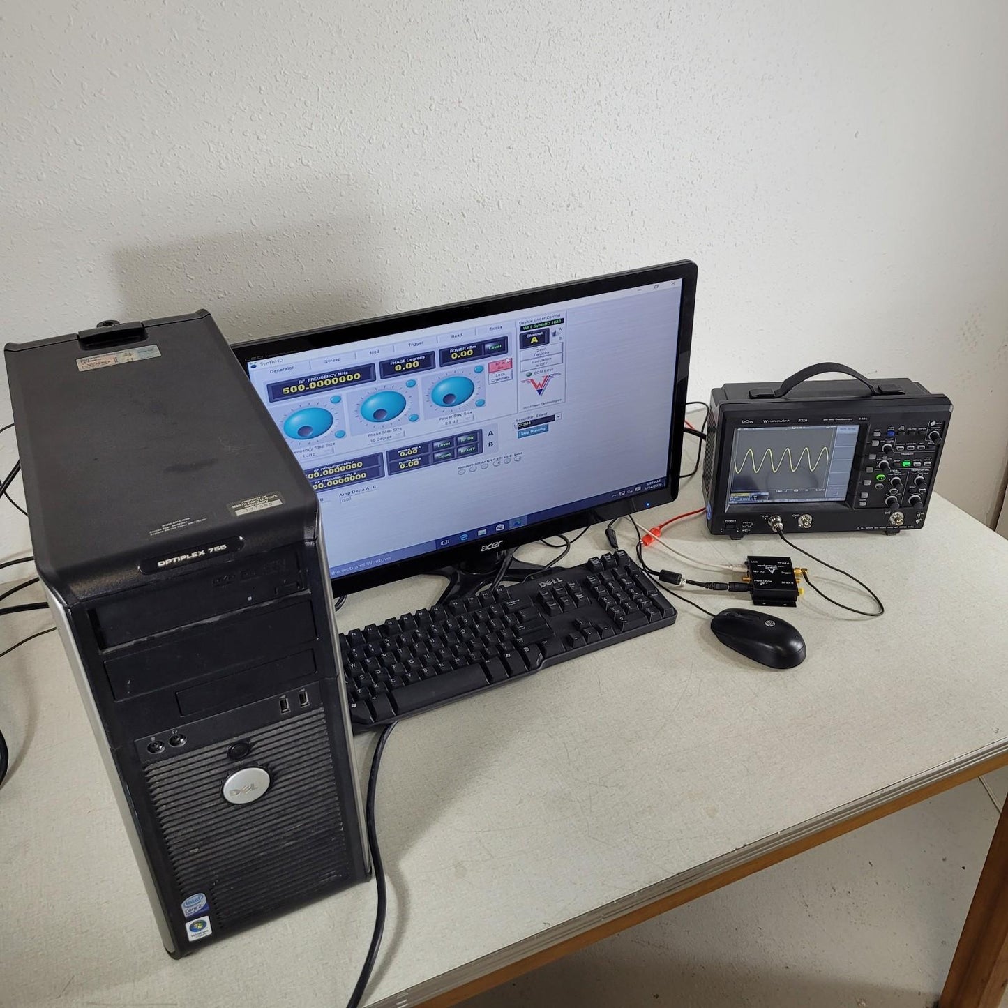 TESTED Windfreak Tech SynthHD 10MHz–15GHz Dual Channel RF Signal Generator