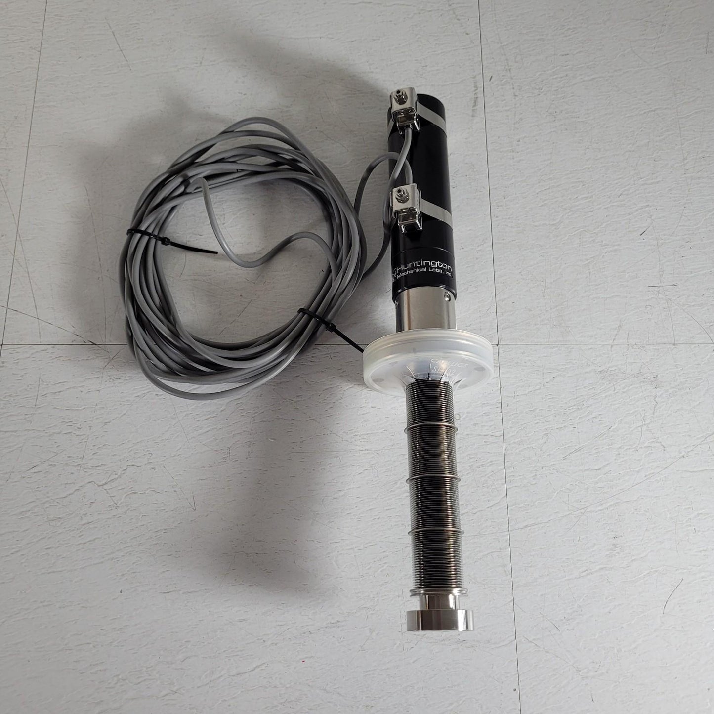 Huntington 3" Stroke Linear Pneumatic Feedthrough Bellows DN35CF 2.75" CF UHV