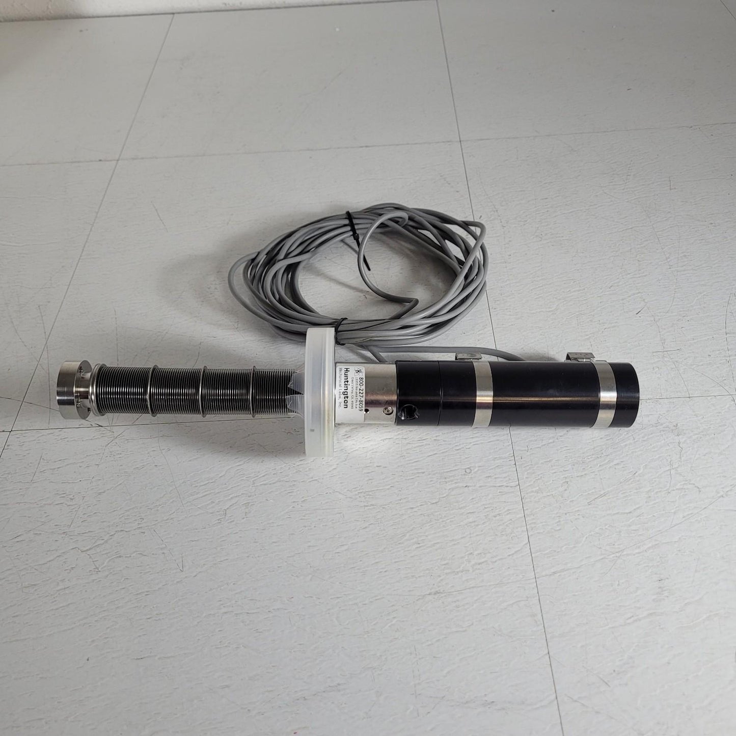 Huntington 3" Stroke Linear Pneumatic Feedthrough Bellows DN35CF 2.75" CF UHV