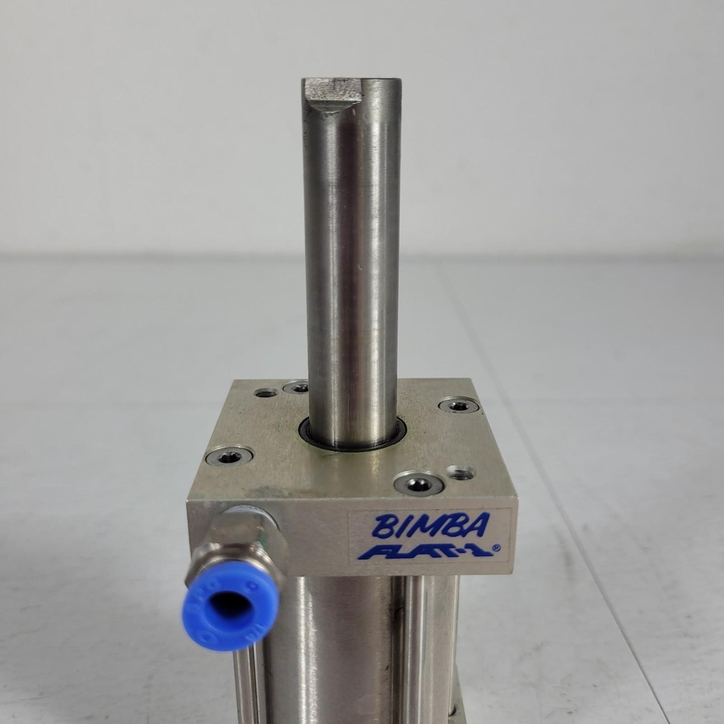 Bimba FS-172.25 Flat-1 Pneumatic Cylinder Double Acting Bore 1-1/2" Stroke 2.25"