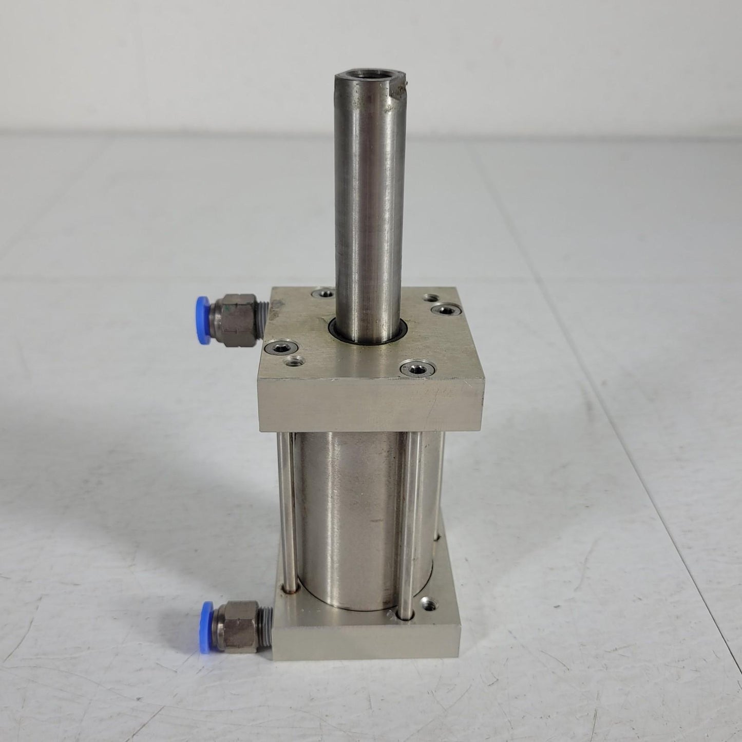 Bimba FS-172.25 Flat-1 Pneumatic Cylinder Double Acting Bore 1-1/2" Stroke 2.25"