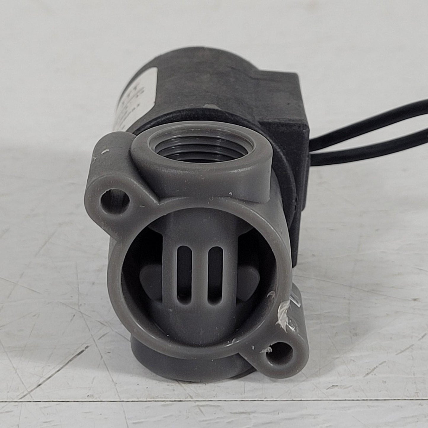 Alcon 02CZ062A1-4CCF Evolutionary Concepts Solenoid Valve 2 Way NC Delrin 3/8"
