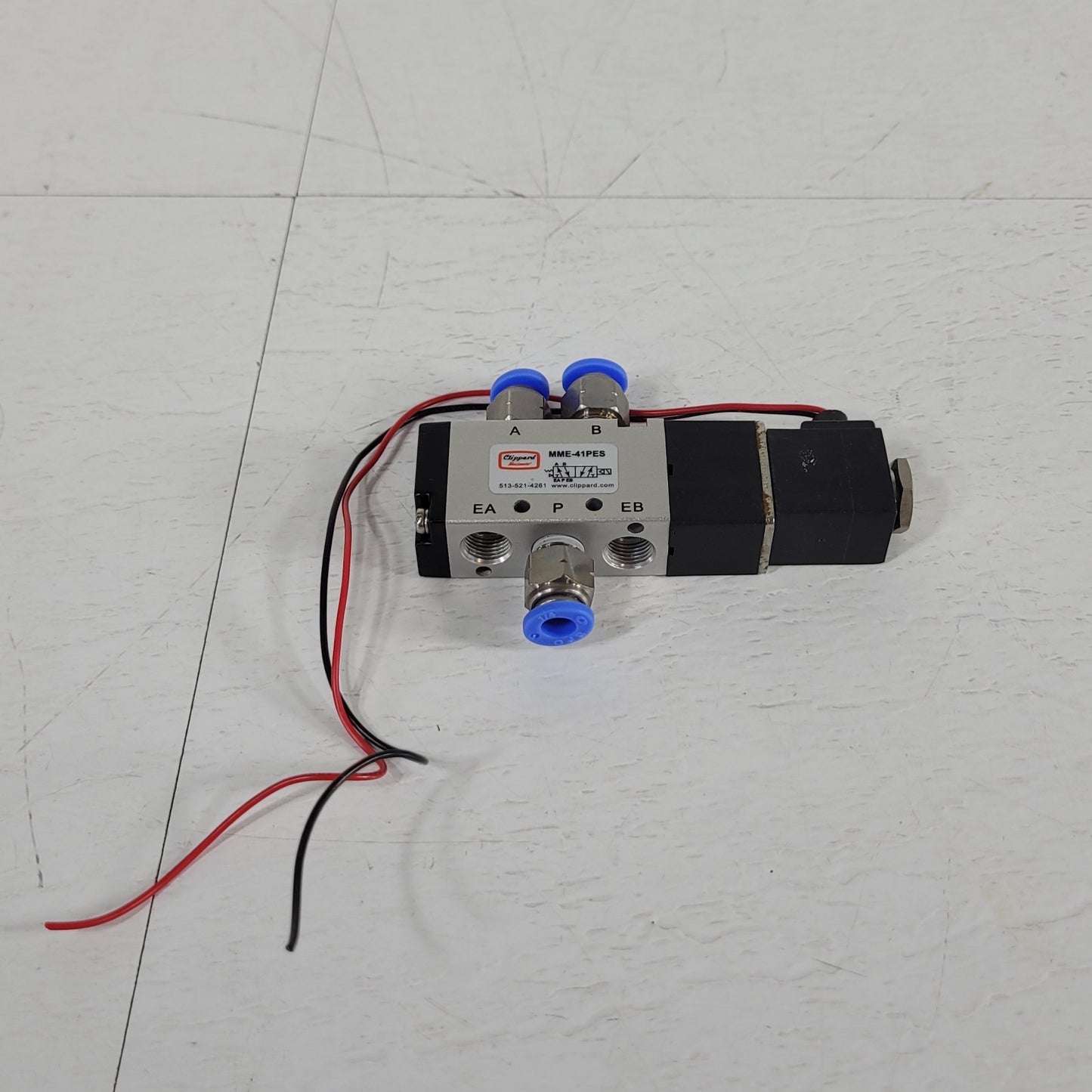 Clippard MME-41PES 5-Port 4-Way Solenoid Valve 1/8" 12VDC