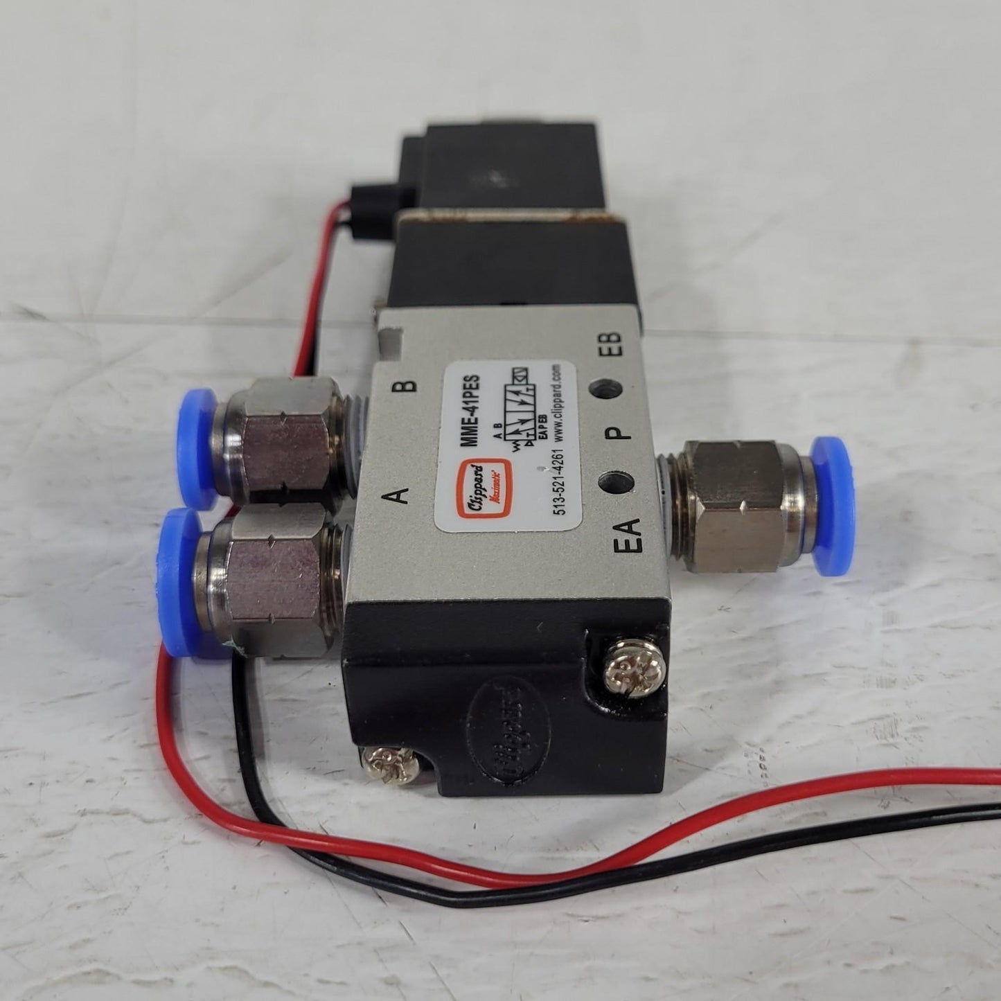 Clippard MME-41PES 5-Port 4-Way Solenoid Valve 1/8" 12VDC