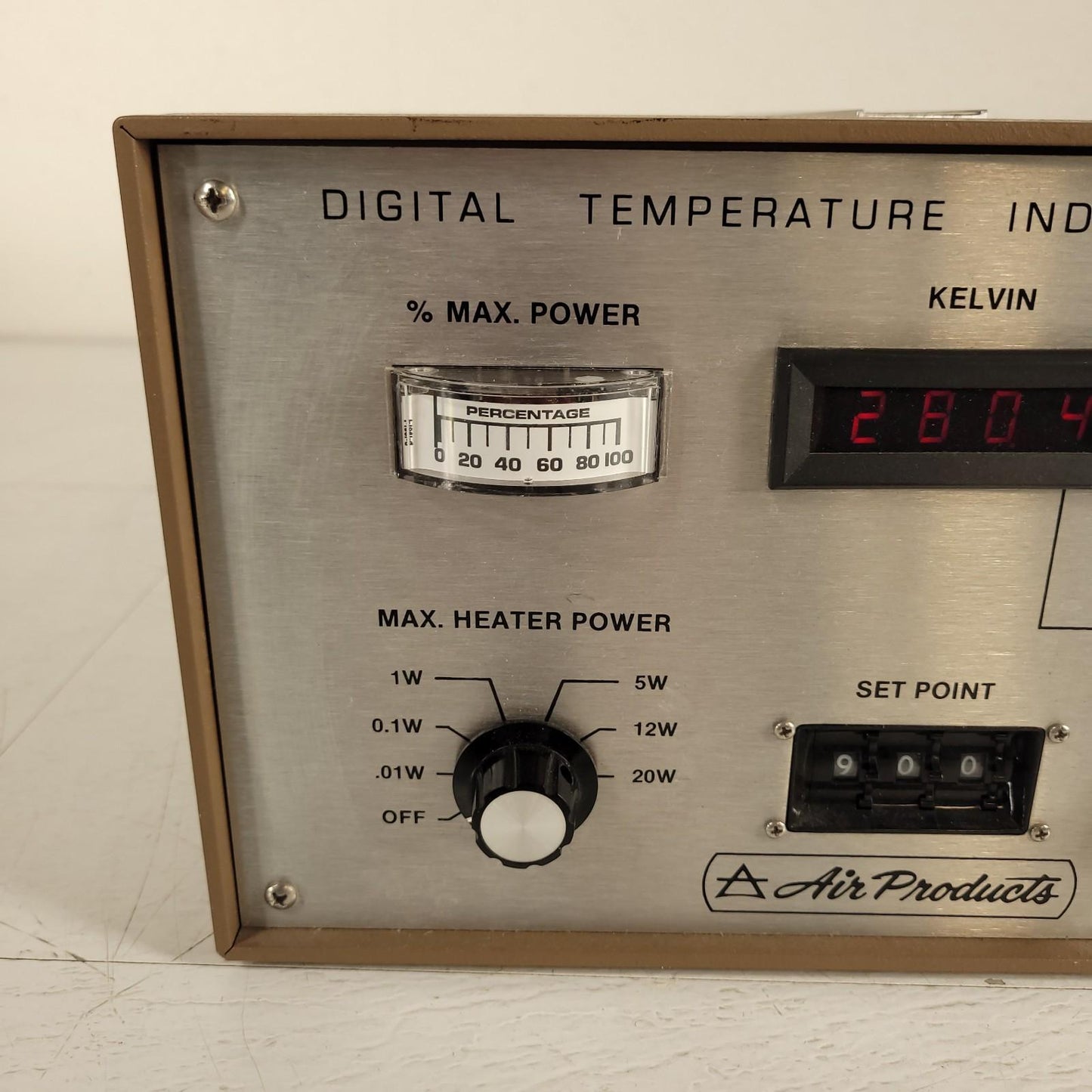 Air Products AP 3700-APD-E Kelvin Digital Temp Indicator/Controller 0-20W