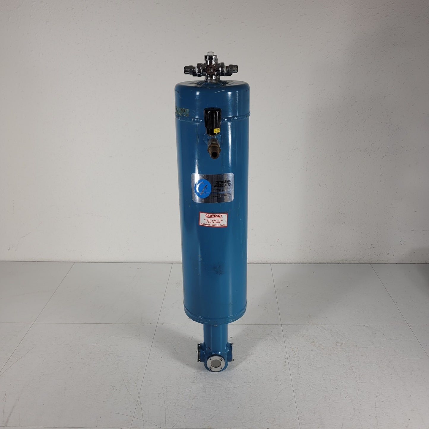Cryogenic Associates Optical Cryostat High Vacuum Test Chamber HV