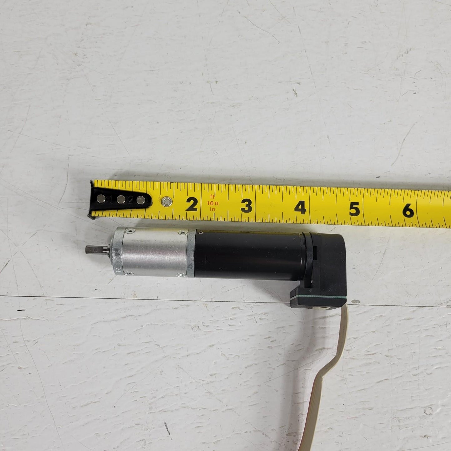 Maxon Motor 47.022.022-00.19-189 Evo DC Precision 8 Pin Sensor Flattened Shaft