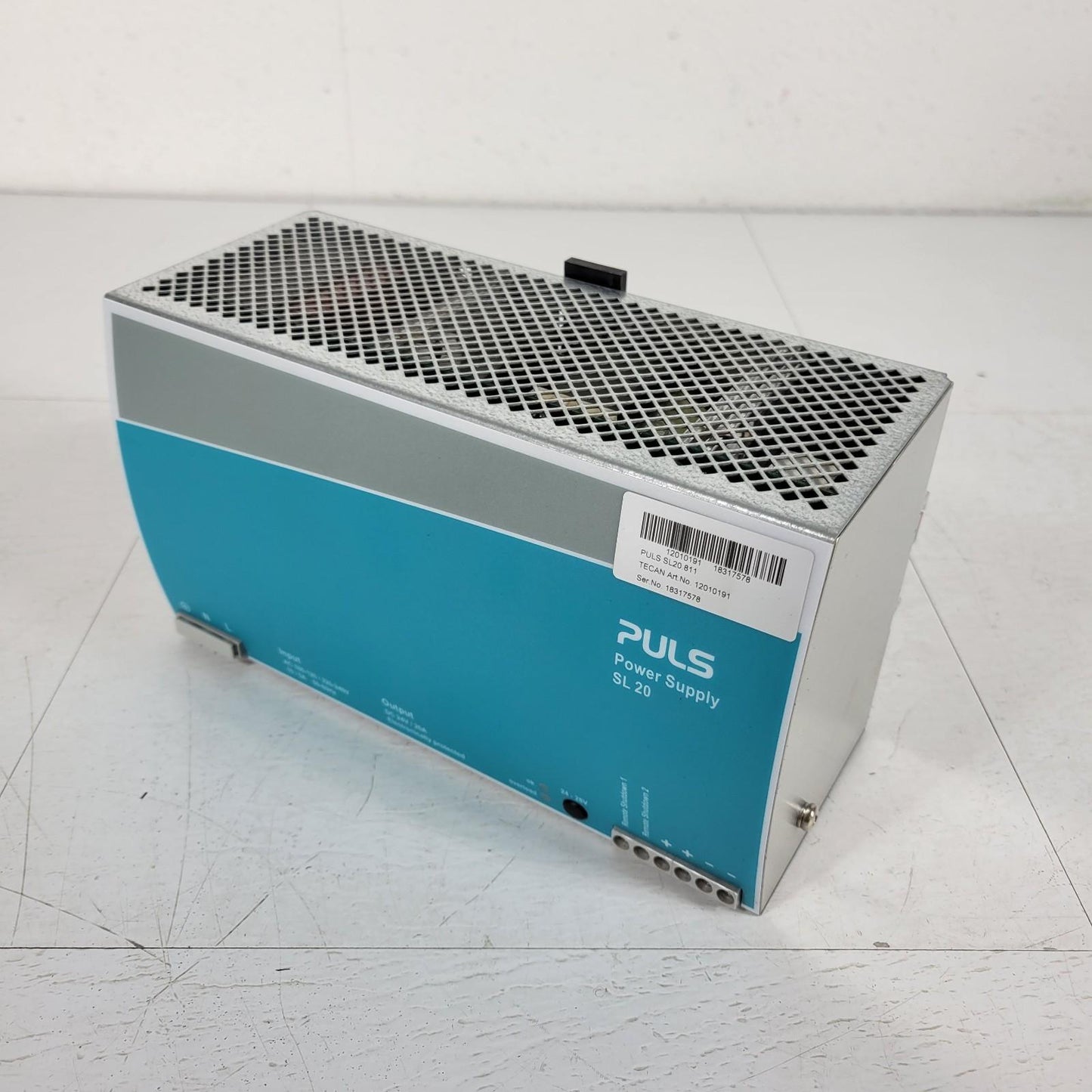 Puls SL20 Power Supply 24V DC 20A Electronically Protected SL20.811