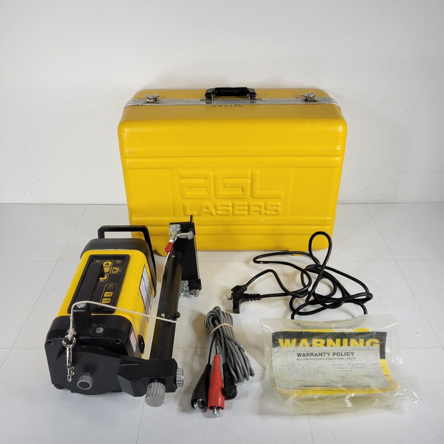 AGL BEAMER 400S Electronic Self-Leveling  HeNe Laser Transmitter 120/240 VAC