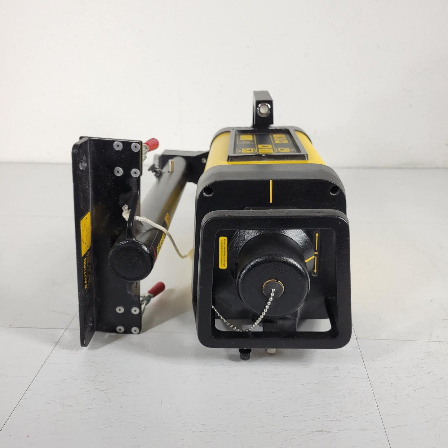 AGL BEAMER 400S Electronic Self-Leveling  HeNe Laser Transmitter 120/240 VAC