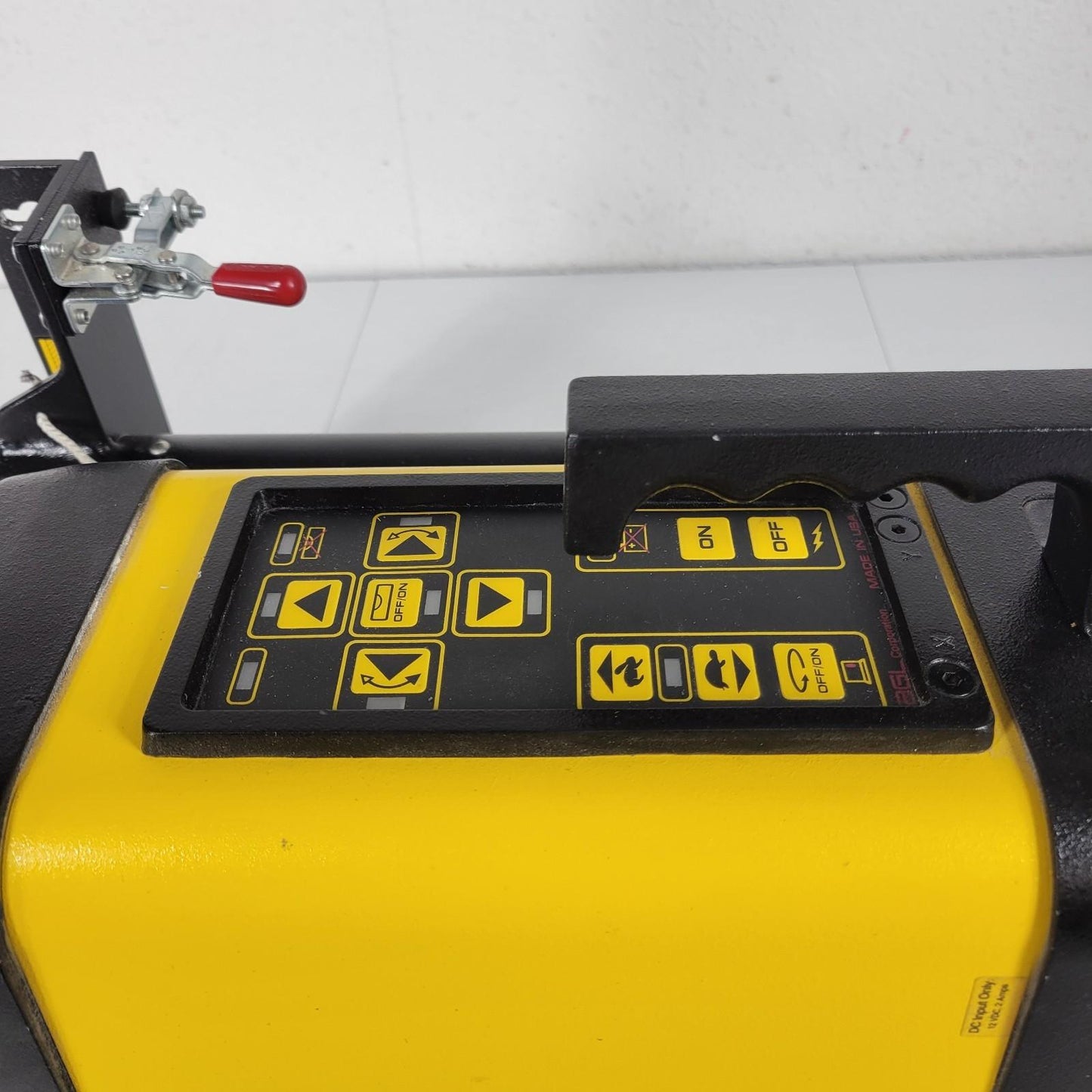 AGL BEAMER 400S Electronic Self-Leveling  HeNe Laser Transmitter 120/240 VAC