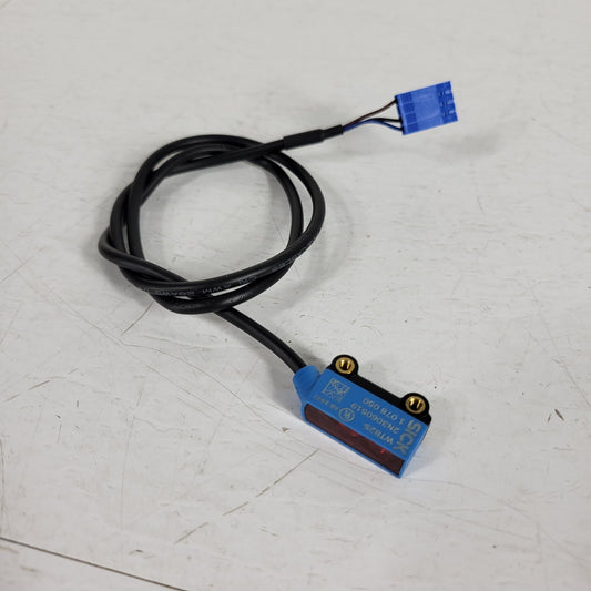 Sick WTB2S-2N3060 Proximity Sensor High Precision 3 pin 0.5m Cable Screw Mount