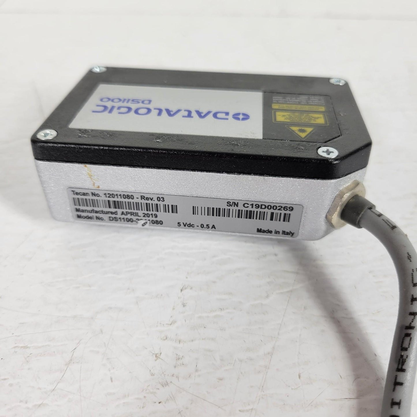 Datalogic DS1100-2011080 Laser Barcode Scanner 5VDC 500mA RS232 Serial Interface
