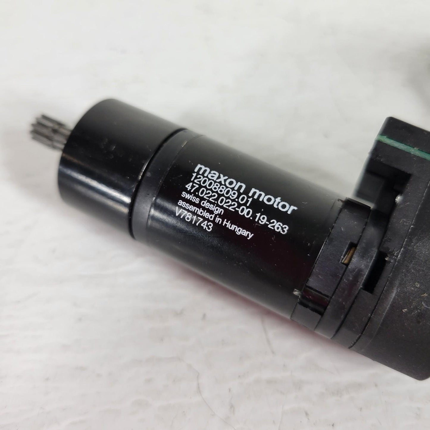 Maxon Motor 47.022.022-00.19-263 Evo DC Precision 8 Pin Sensor Flattened Shaft