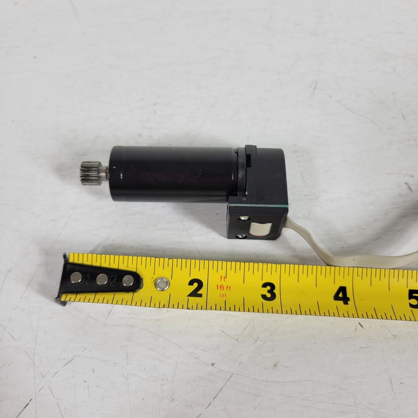 Maxon Motor 44.022.022-00.19-335 Evo DC Precision 8 Pin Sensor Flattened Shaft