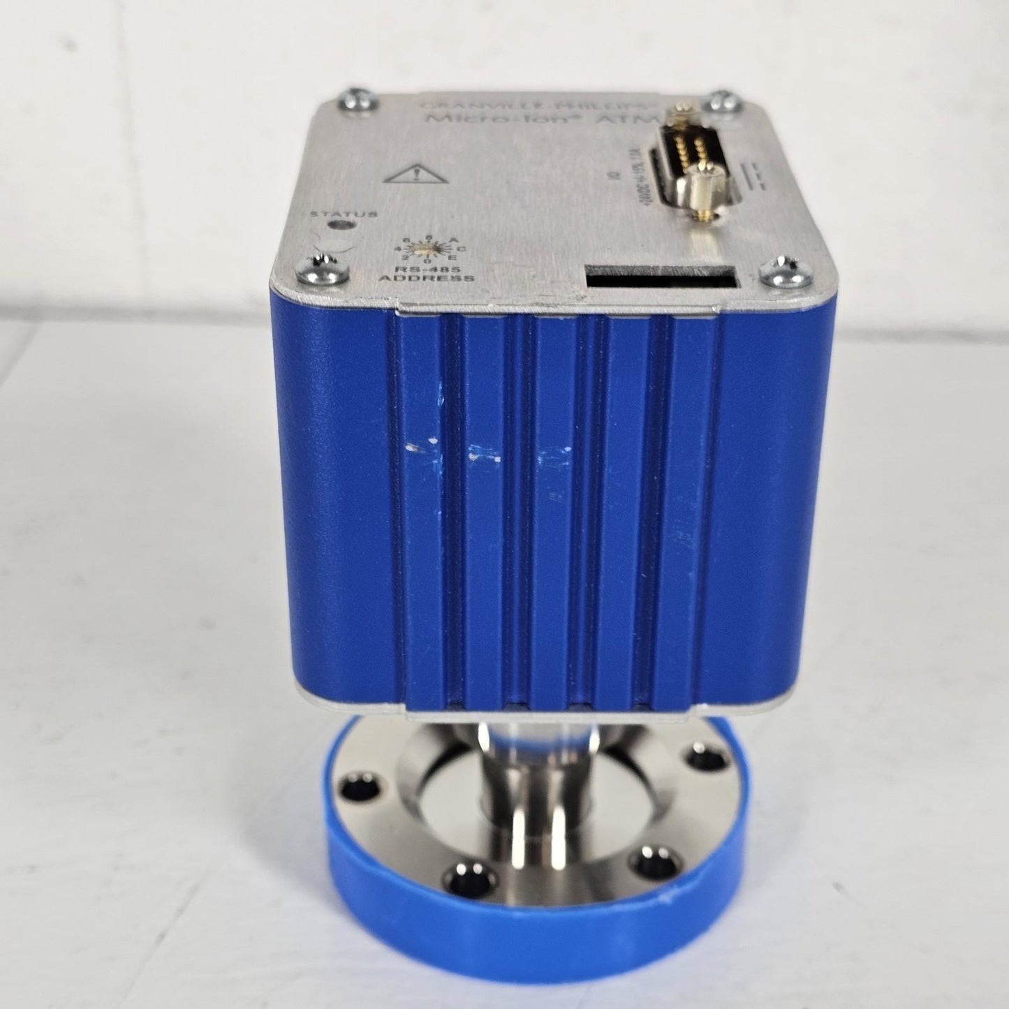 MKS Granville-Phillips 390510-2-YG-T Micro-Ion ATM UHV Vacuum Gauge 2.75 Conflat
