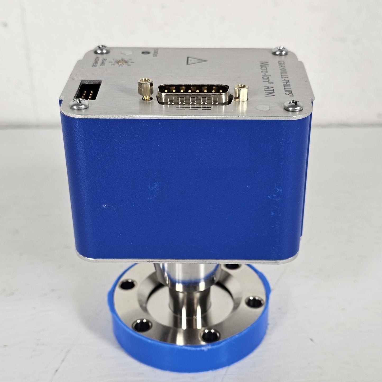 MKS Granville-Phillips 390510-2-YG-T Micro-Ion ATM UHV Vacuum Gauge 2.75 Conflat