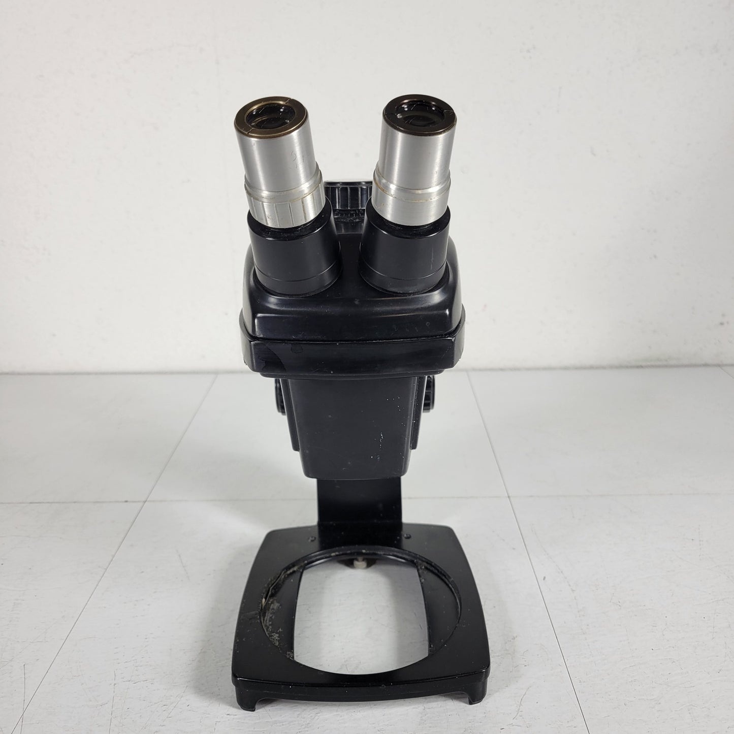 Bausch&Lomb Stereozoom 4 Microscope 0.7x-3.0x Zoom Range Two 10x Eyepieces