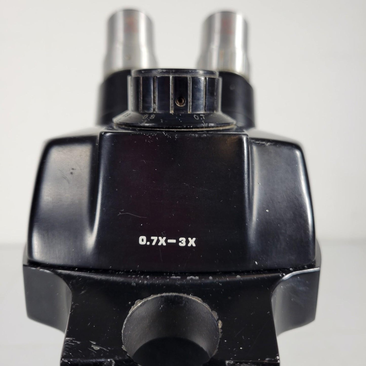 Bausch&Lomb Stereozoom 4 Microscope 0.7x-3.0x Zoom Range Two 10x Eyepieces