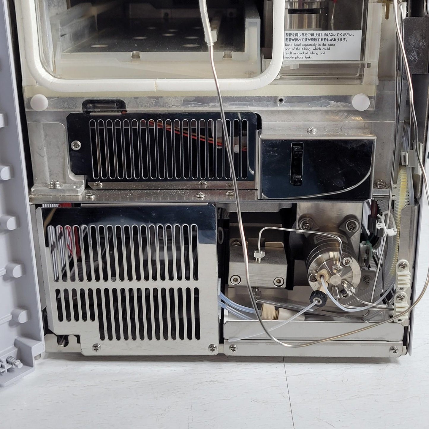 Shimadzu SIL-20ACXR NexeraBio Digital Thermostatted Autosampler Direct Injection
