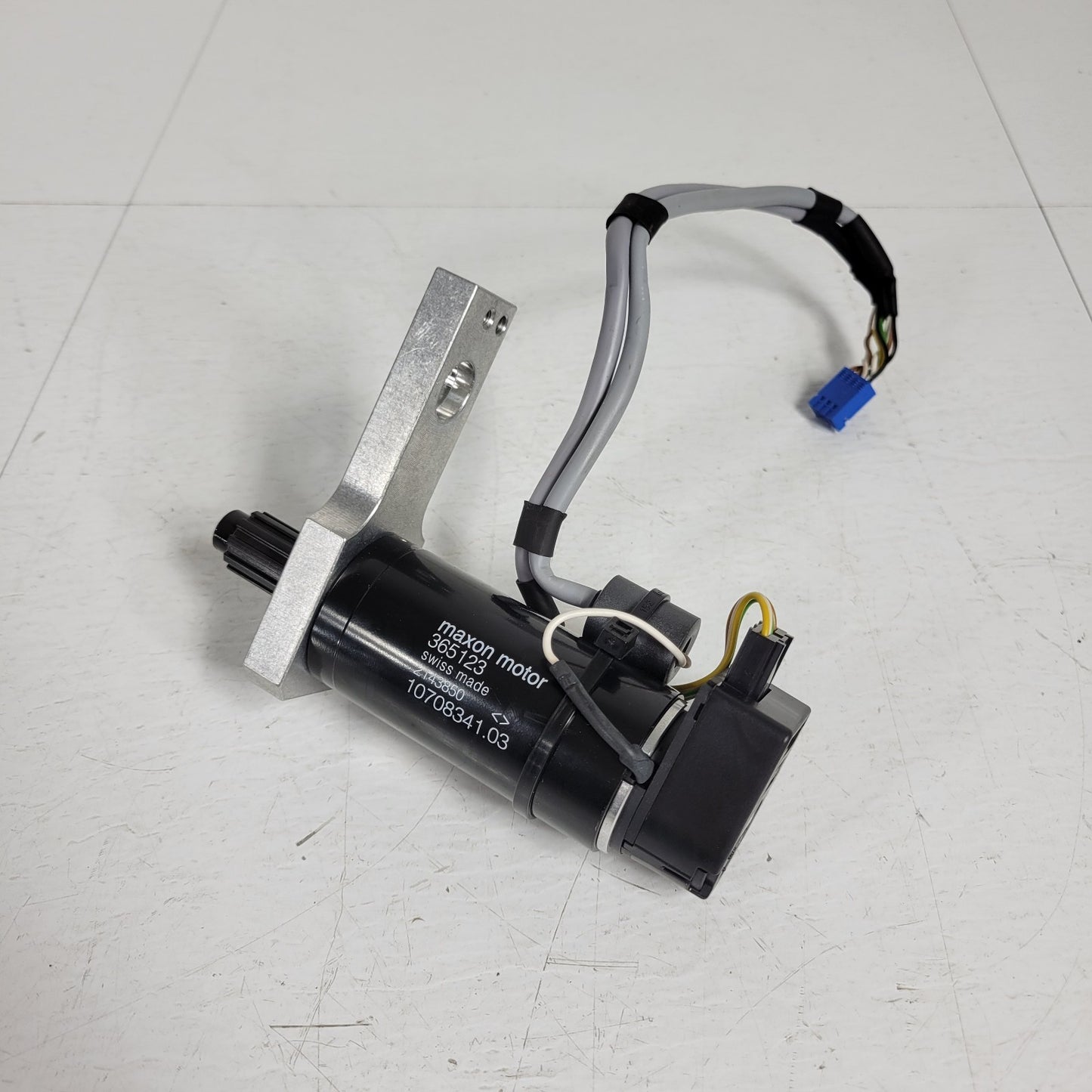 Maxon Motor 365123 10708341.03 24V DC Servo 8 Pin Precision Encoder Gear Shaft