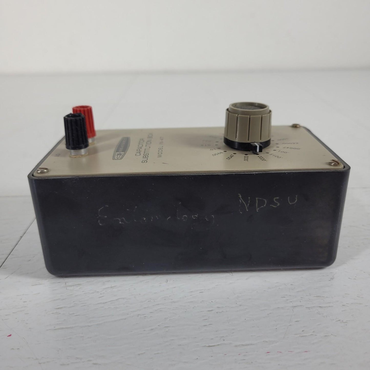 Heathkit IN-47 Capacitor Substitution Box Ham Radio Capacitor Leakage Tester