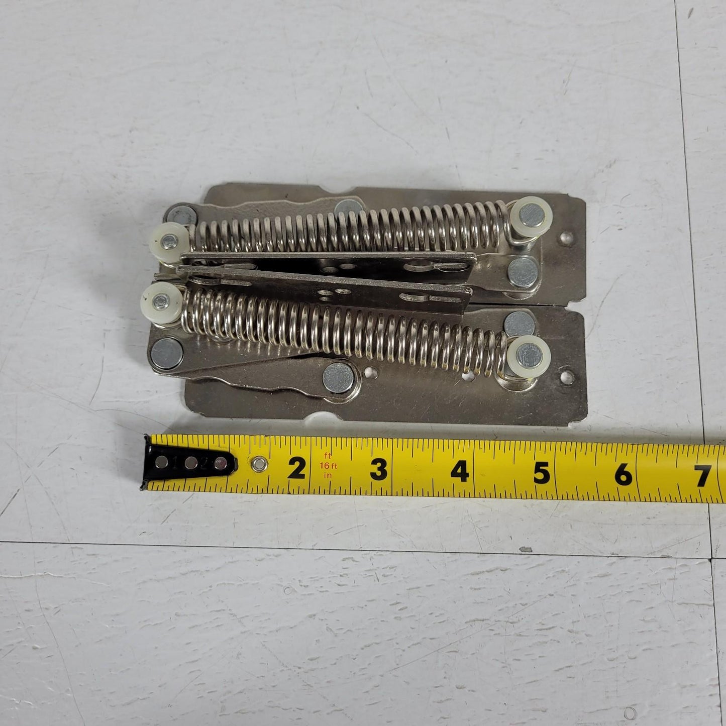 Hettich 89242 Spring Hinge Flap Stay Lift Junior 75 Degree Set of Left and Right