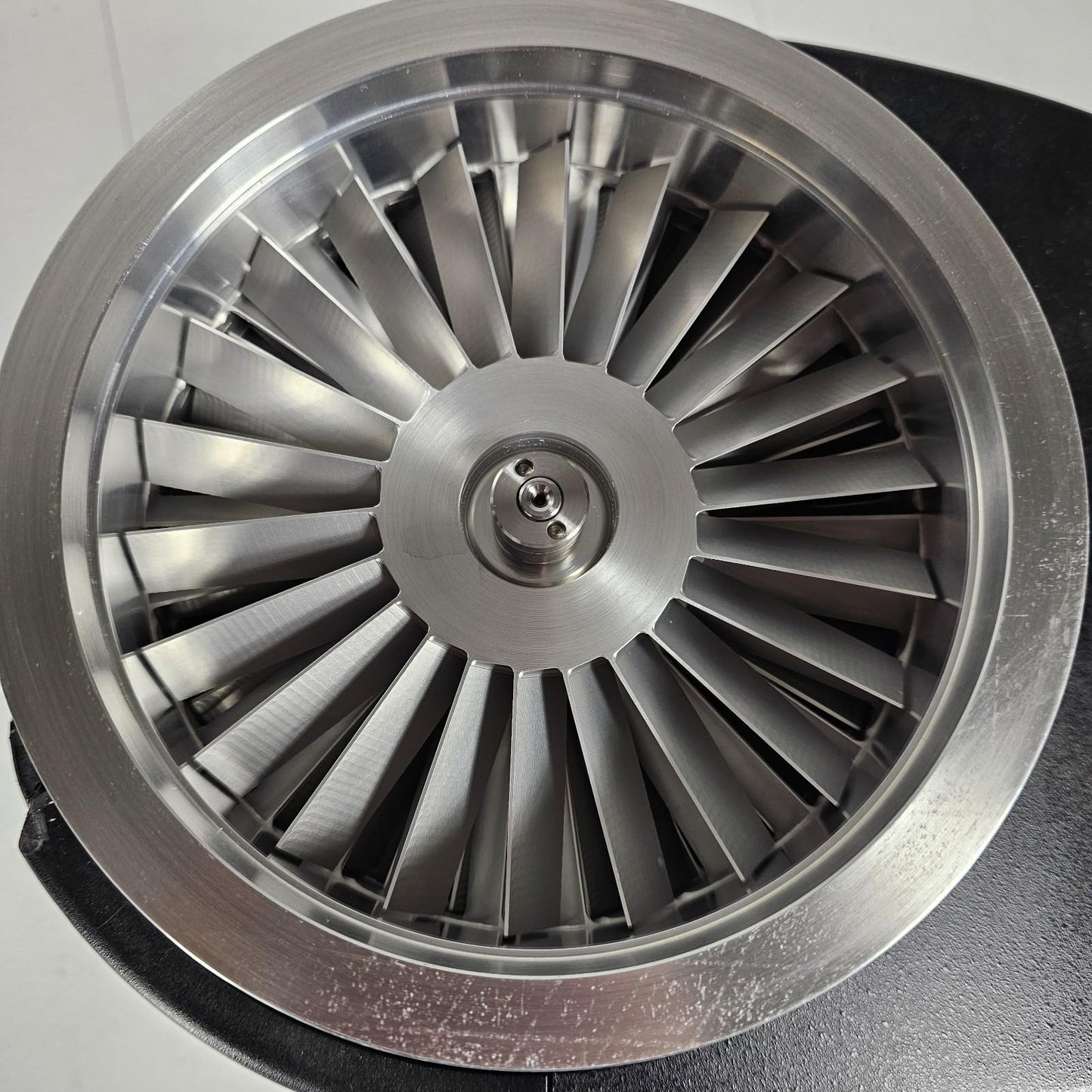 TESTED to 2E-7 Torr: Leybold Vacuum TurboVac TW 690MS 700 Wide Range Turbo Drive