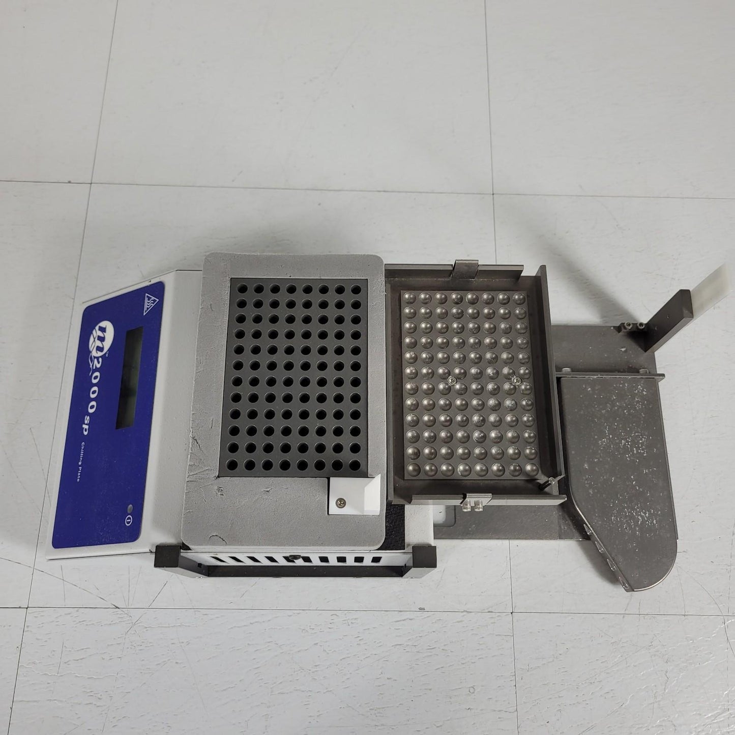 TESTED Abbott M2000SP Chilling Hot Plate 12VDC -10 to +100 Degree C 96 Vial Tray
