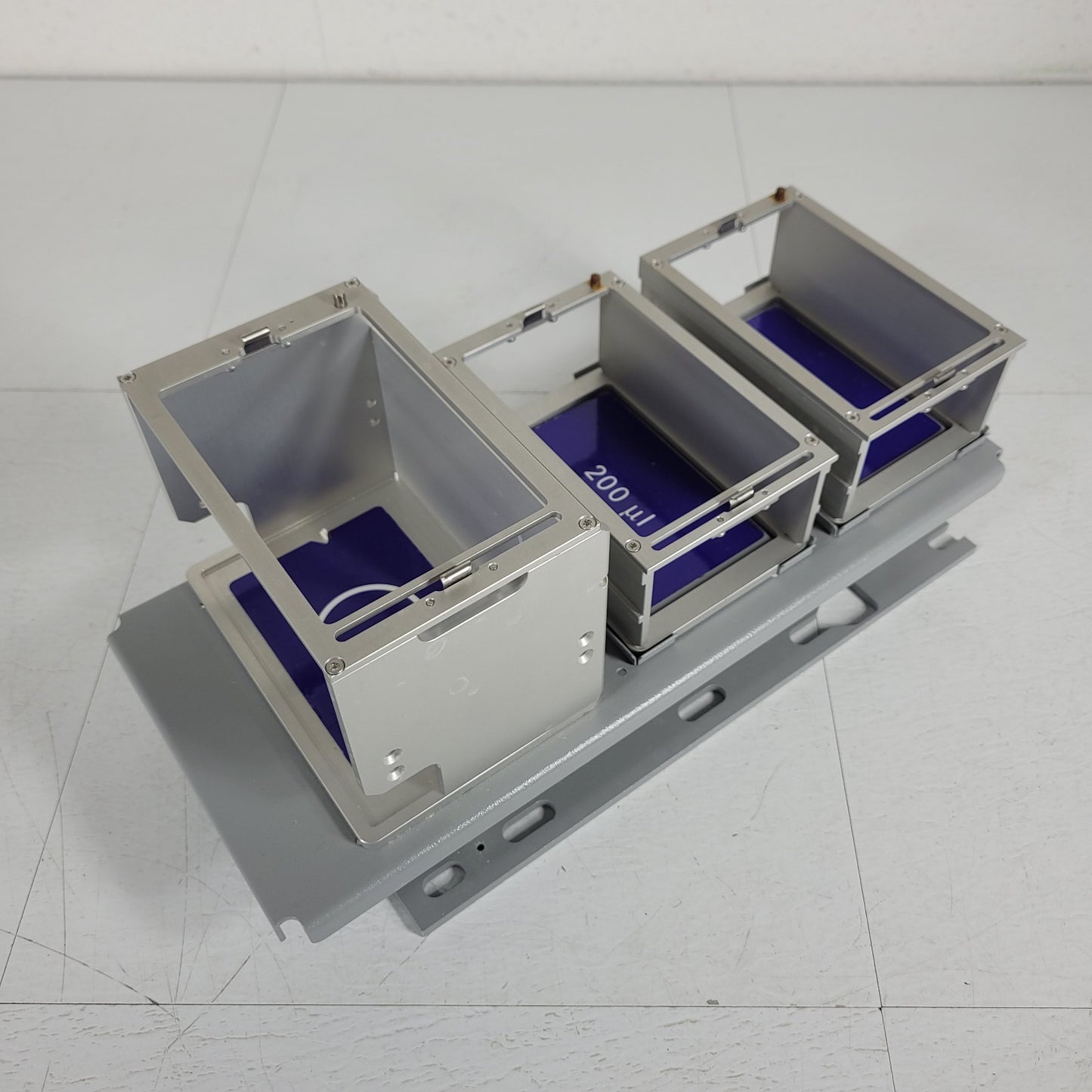 Tecan Freedom Evo Deck DiTi Disposable Tip Carrier 200uL 3 Position 10613022