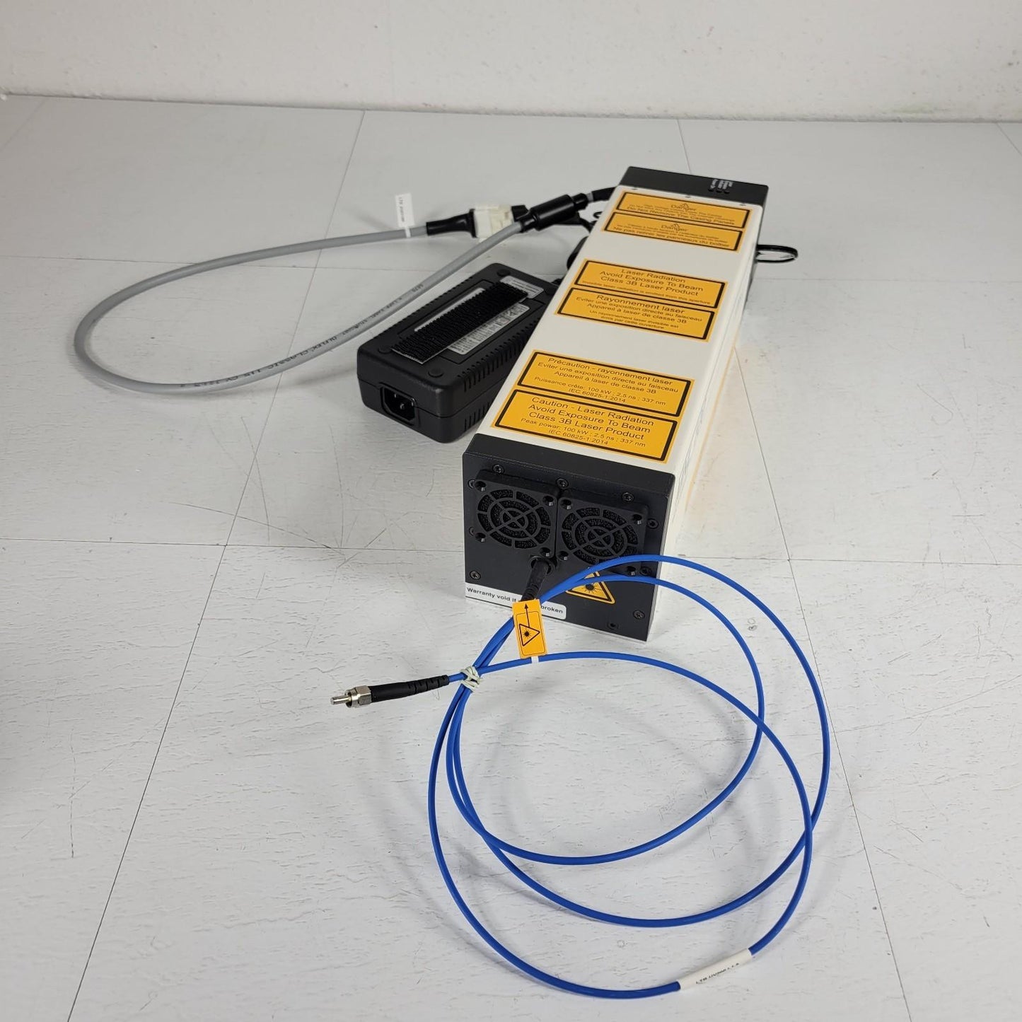 Lasertechnik Berlin MNL100 337nm Compact Nitrogen Laser and Power Adapter 24VDC