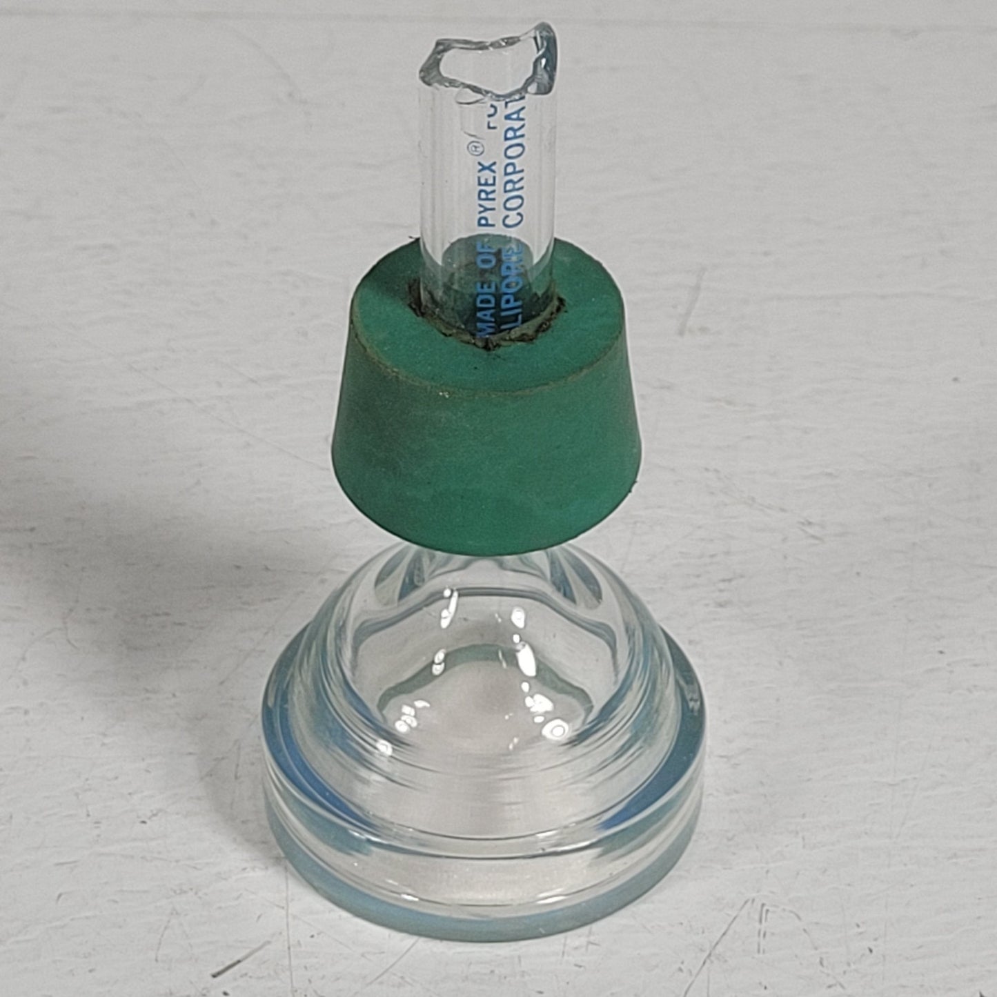CHIPPED Millipore 93710-47 Glass Base and Stopper Vacuum Filtration Apparatus