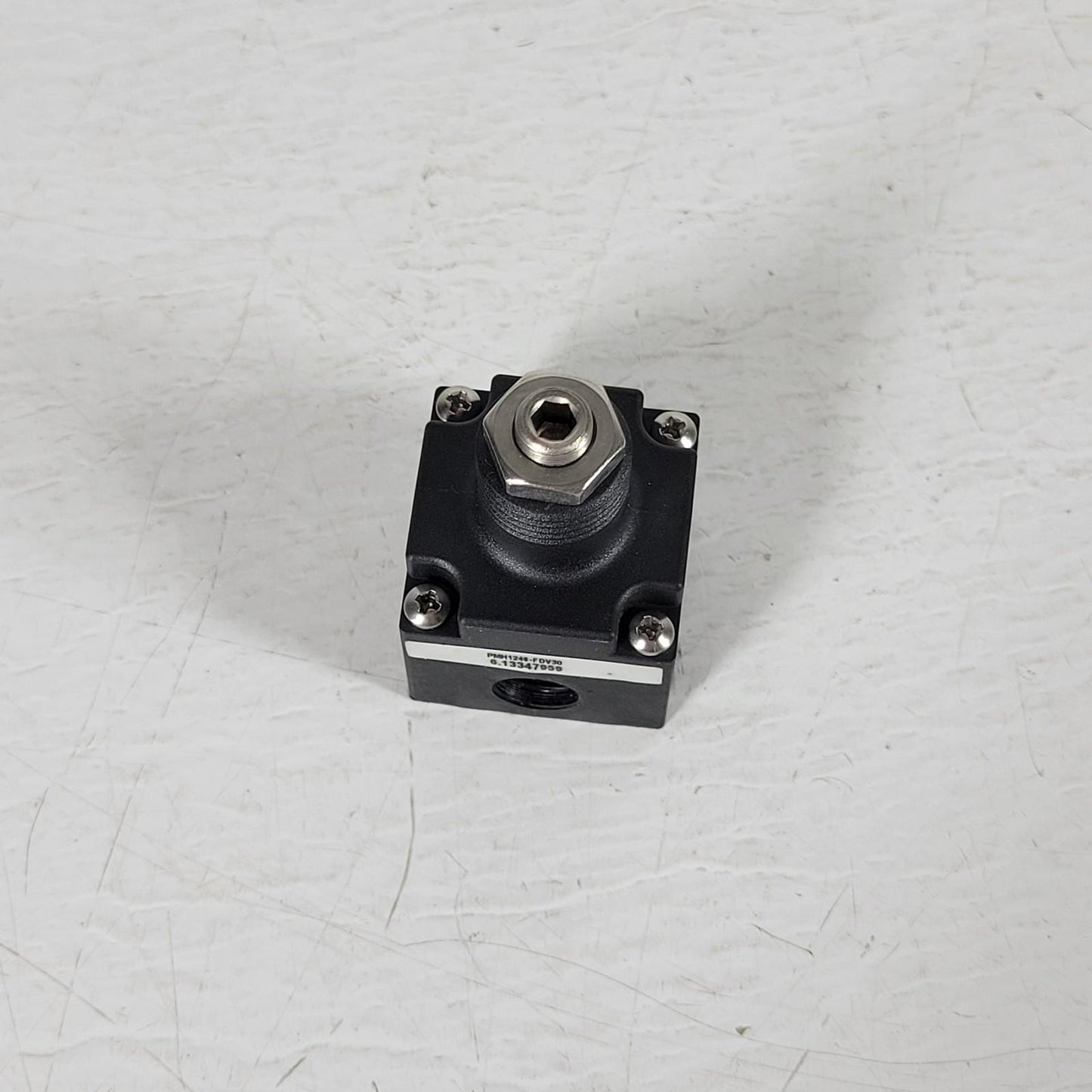 KNF PML2867-FDV30 Differential Pressure Switch 3/8" NPT Threaded Port Hex Adjust