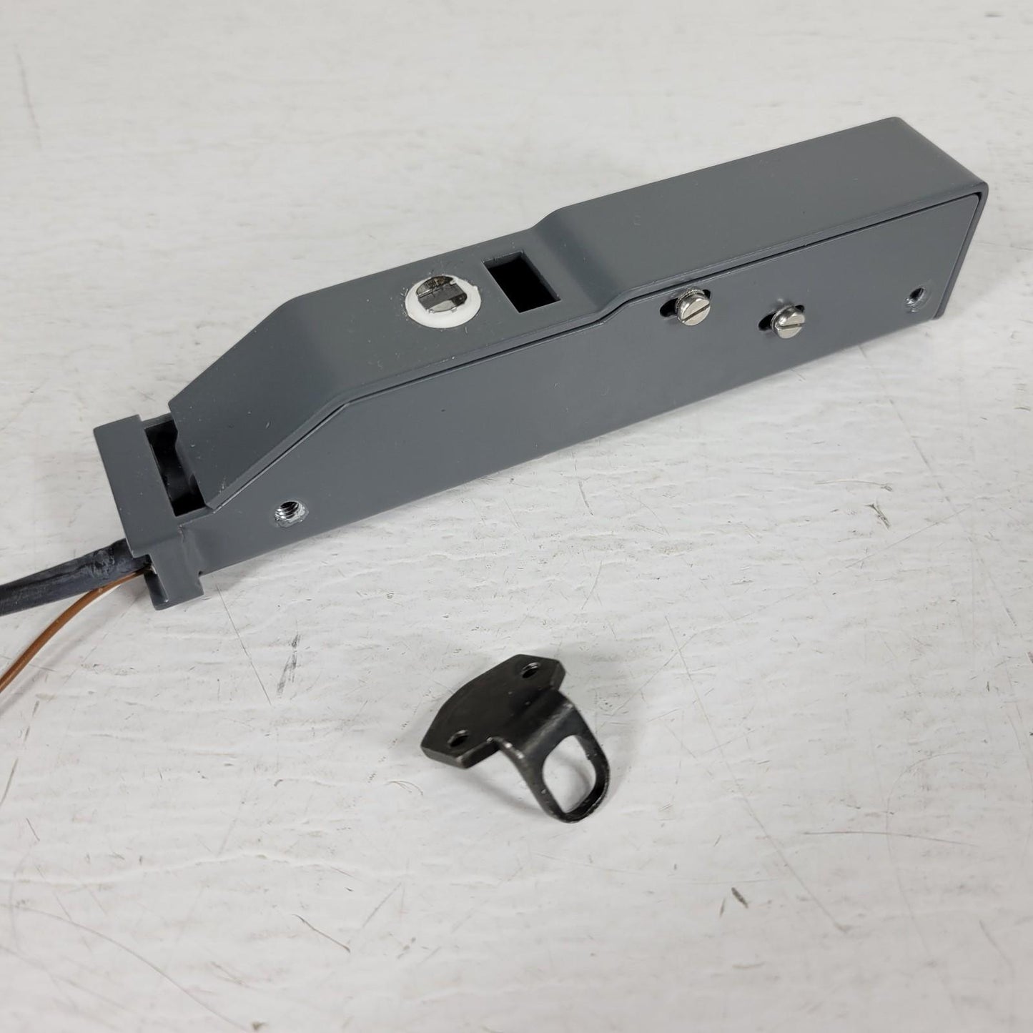 Magnetic Interlock Safety Switch PLC TDS-06UB Solenoid Latch Microswitch and Key