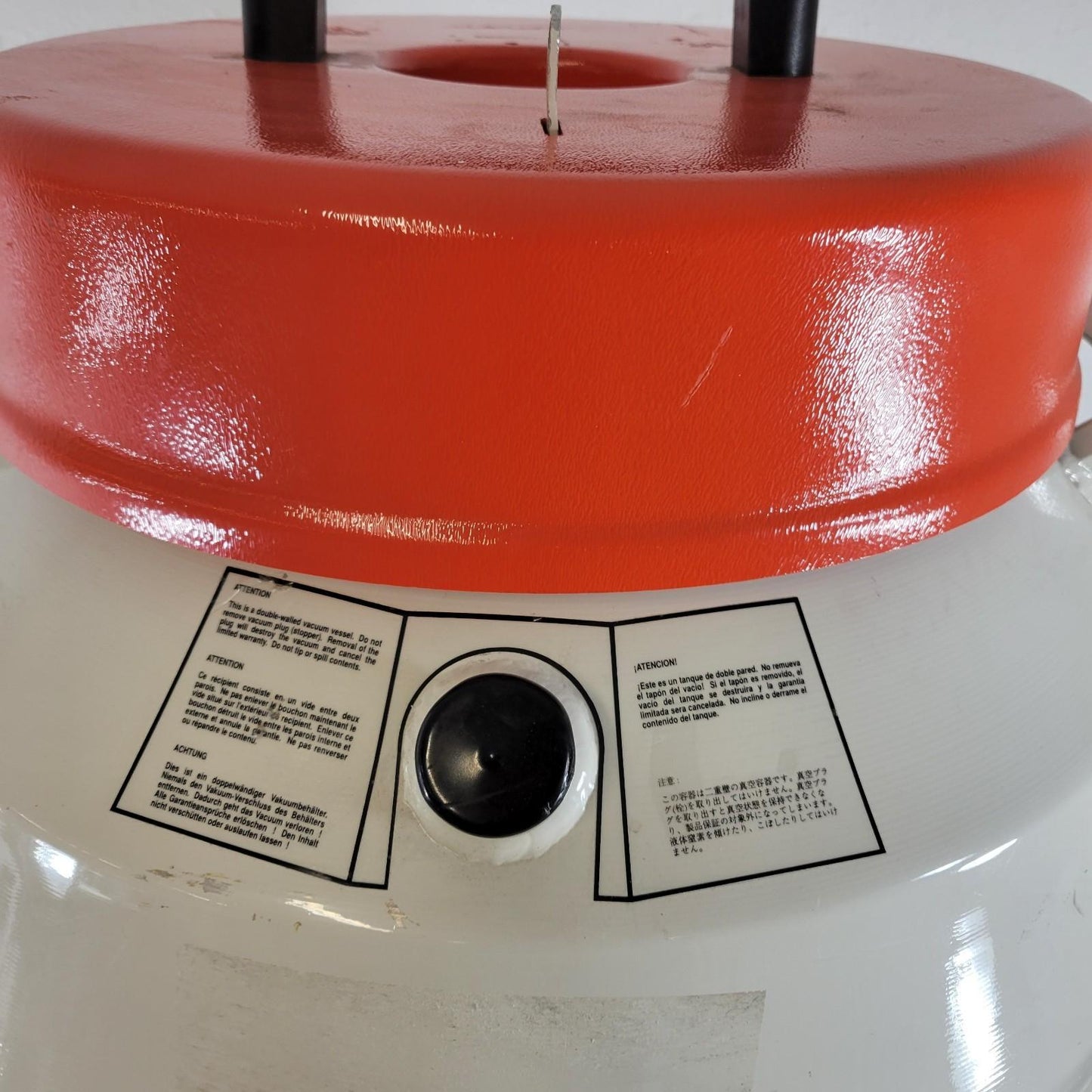 Thermolyne Locator 4 Cryochamber Biological Storage System Tank Liquid Nitrogen
