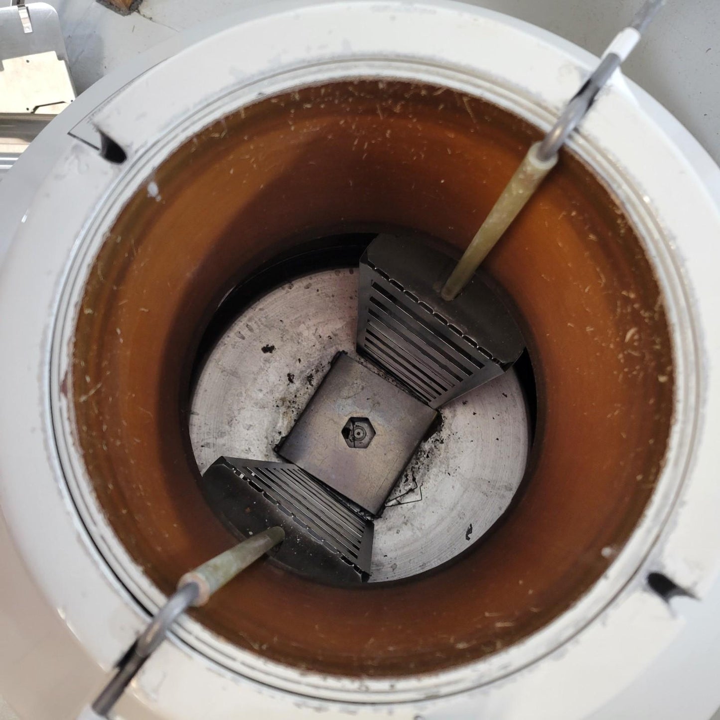 Thermolyne Locator 4 Cryochamber Biological Storage System Tank Liquid Nitrogen