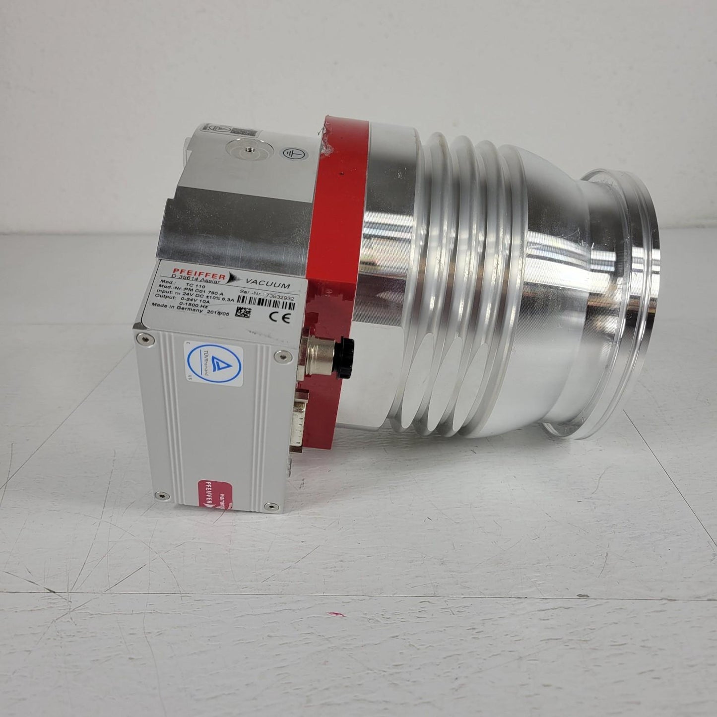 TESTED to 8.4E-7 Torr Pfeiffer HiPace 300 Turbo Pump UHV Ultra High Vacuum TC110