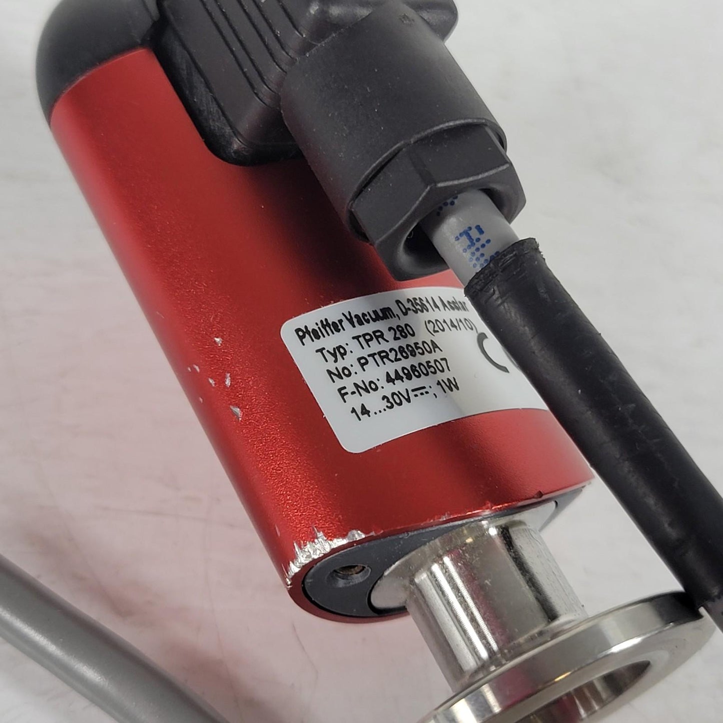 TESTED WORKS Pfeiffer TPR-280 Vacuum Gauge 24V DC Compact Pirani w/ DB-9 Cable