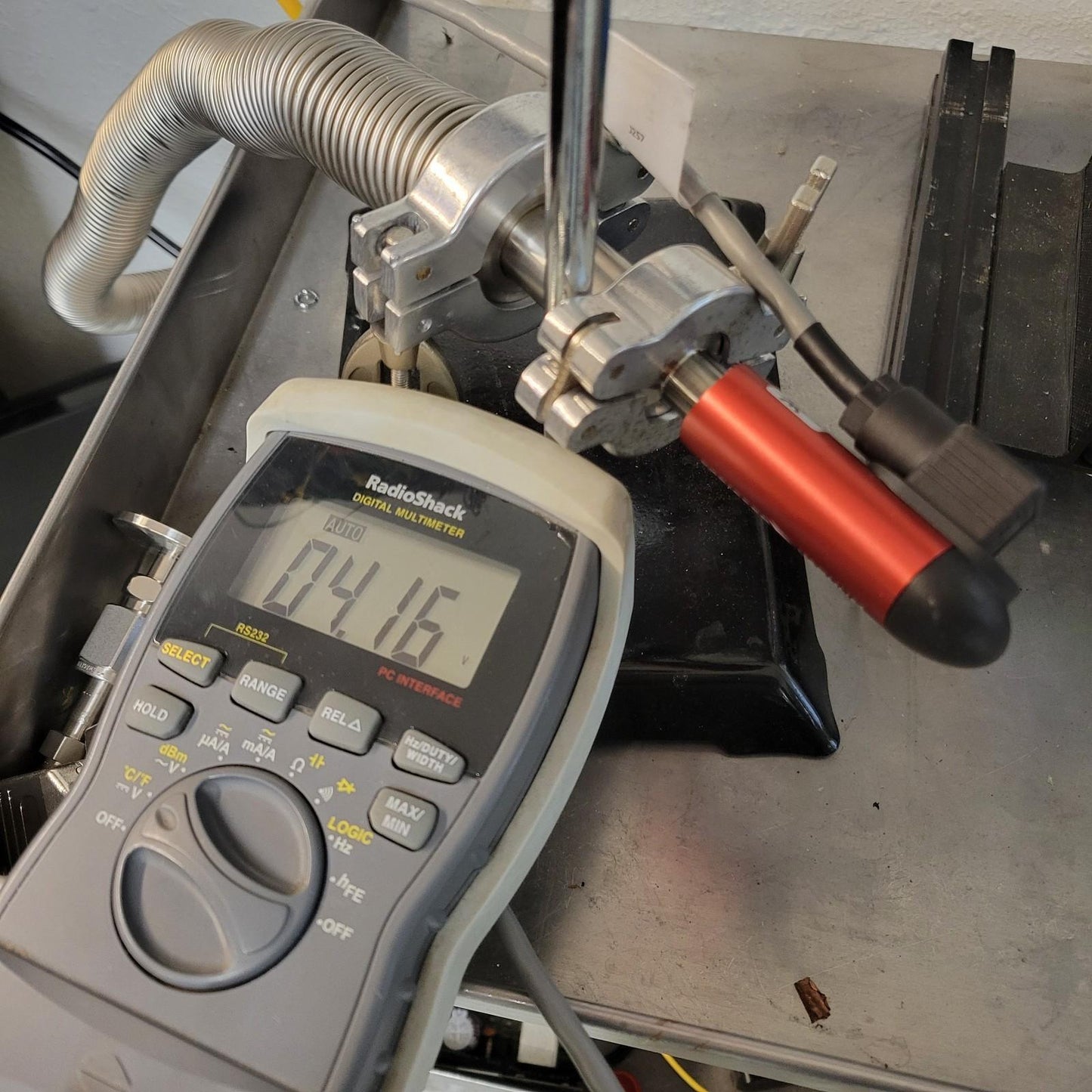 TESTED WORKS Pfeiffer TPR-280 Vacuum Gauge 24V DC Compact Pirani w/ DB-9 Cable