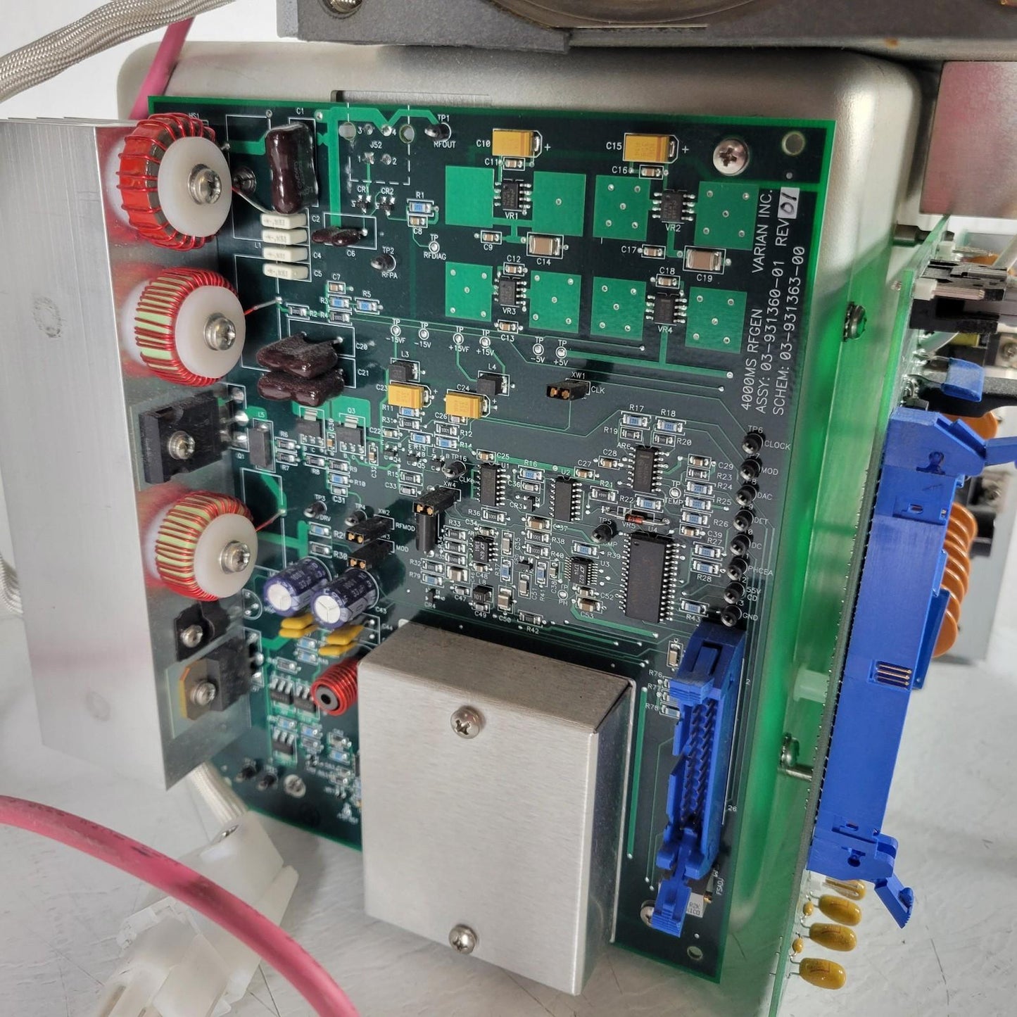 Varian 4000MS Spectrometer Chamber and Ion Detector Assembly 03-931230-01 UHV