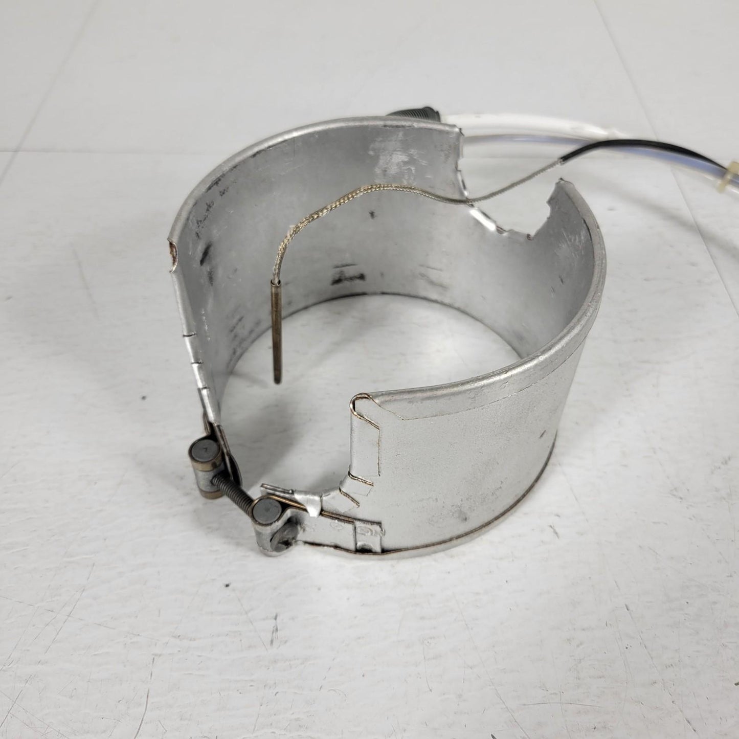 Varian Bakeout Heater Thermocouple Assy 6 Pin Connector 4 Inch Diameter ISO63