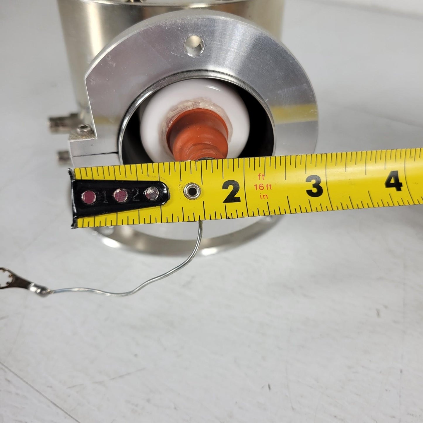Varian Saturn II Spectrometer Chamber Manifold Ultra High Vacuum Coaxial ISO63