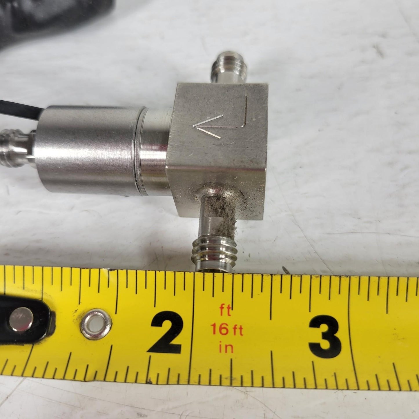 General Valve Corporation 9-560-900 24VAC Switching Manifold 3 Way Switch 1/8"