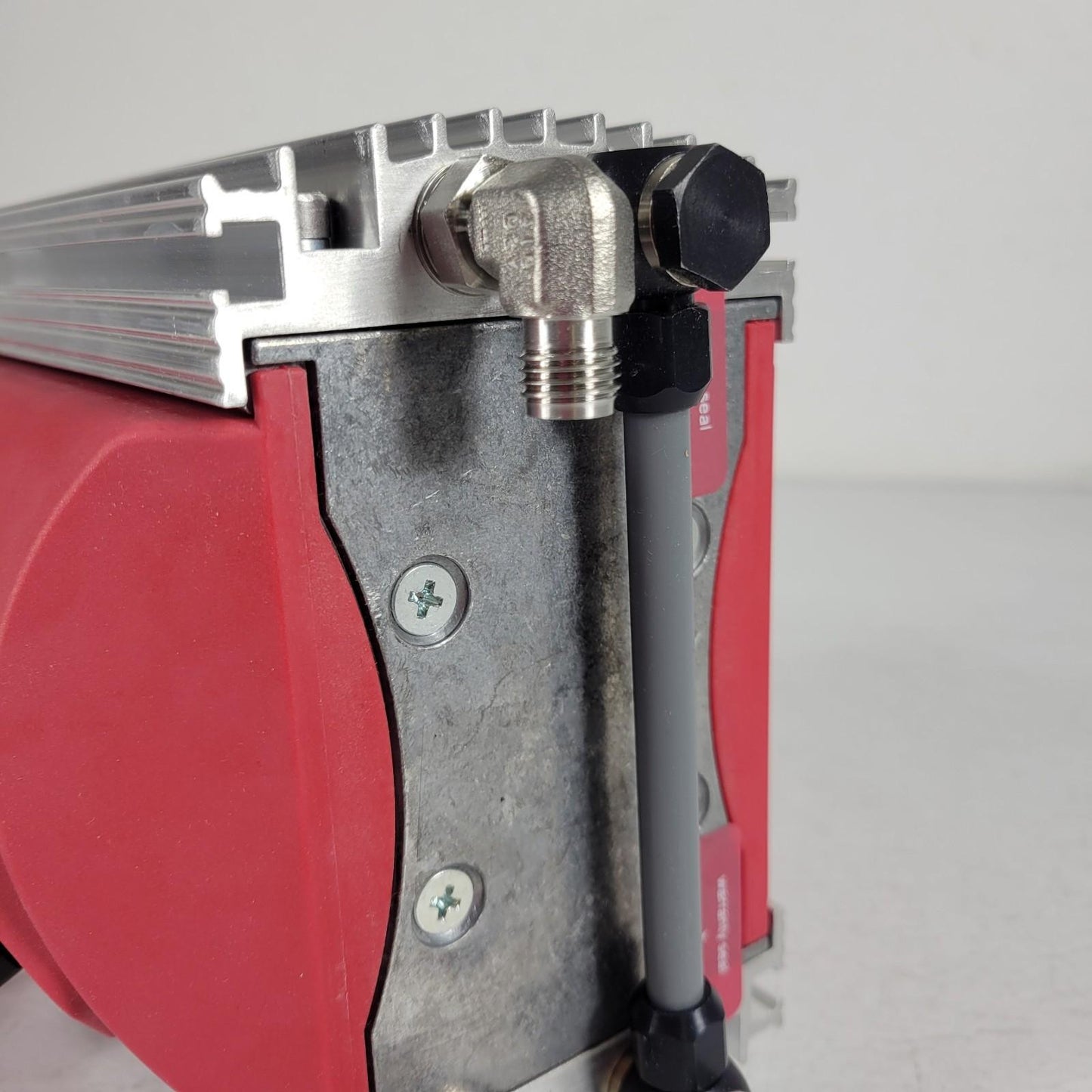 TESTED to 2 Torr: Pfeiffer MVP-030-3DC Vacuum Roughing Pump 24VDC 1/4" Swagelok