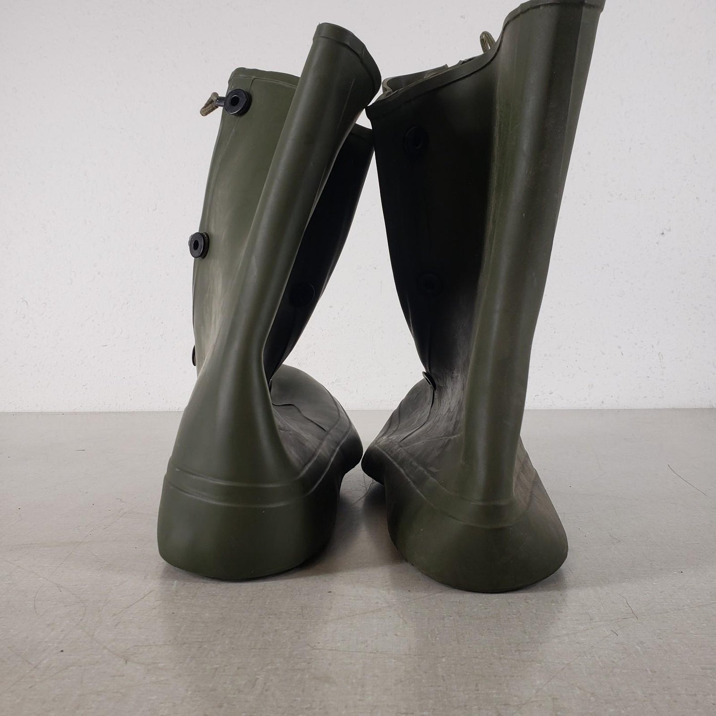 LFI Green US Military Style rubber Overboots Size 10 Button Laced Made In USA