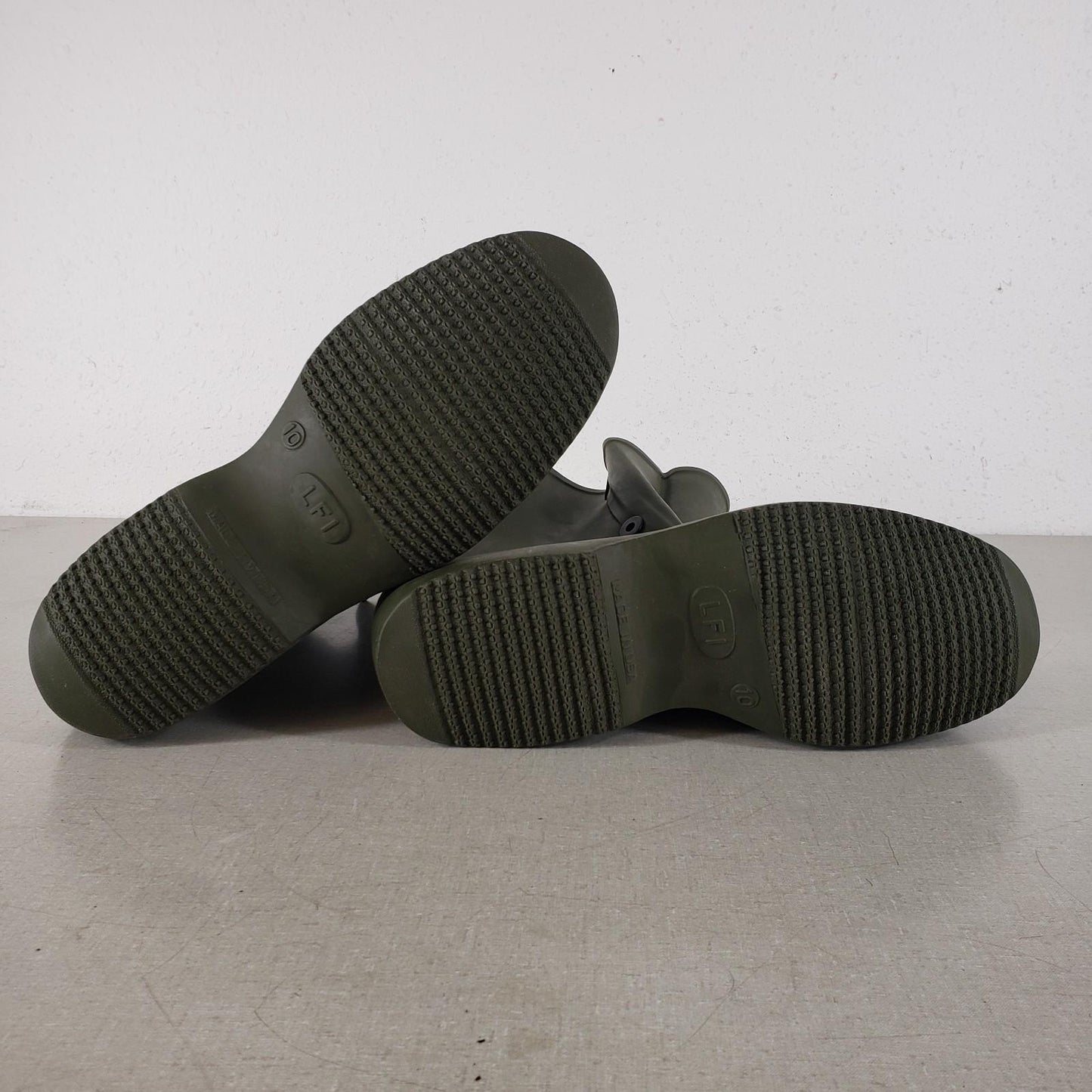LFI Green US Military Style rubber Overboots Size 10 Button Laced Made In USA
